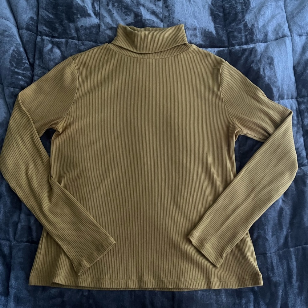 Old navy turtleneck